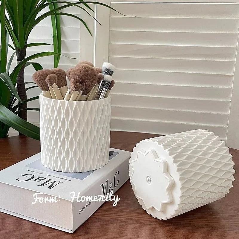 Rotating Make-Up Brushes Holder